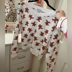 Gingerbread Motif Crew Neck